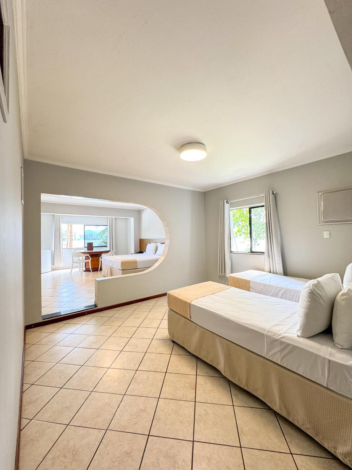 São Vicente Ilha Porchat Hotel מראה חיצוני תמונה